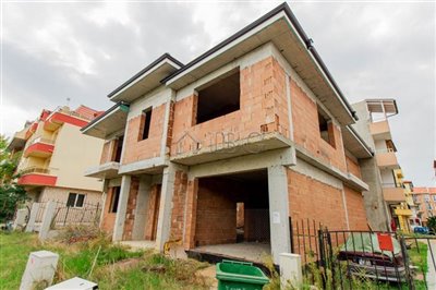 16039821753-bedroom-big-house-near-sunny-beac