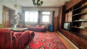 Image No.8-Maison de 5 chambres à vendre à Veliko Tarnovo