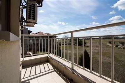 16177177992-bed-house-withpool-view-most-popu