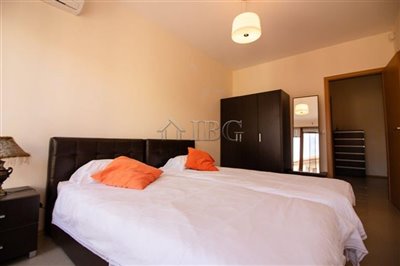 16177178122-bed-house-withpool-view-most-popu