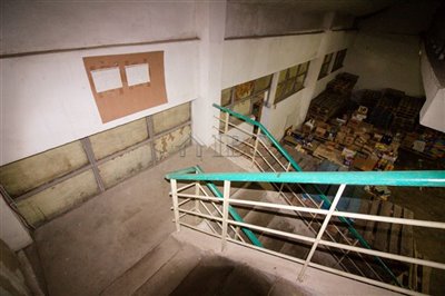 1625494632production-pernises-with-plot-of-la