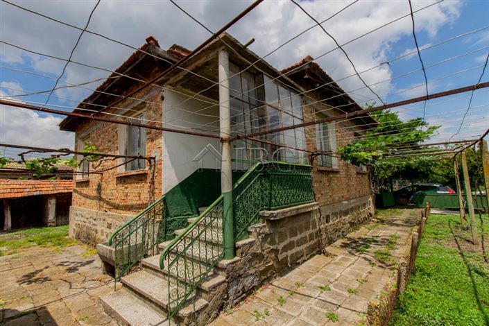 Image No.1-Maison de 3 chambres à vendre à Bulgarie