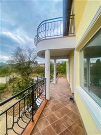 1647508662house-near-varna-4