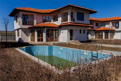 16478750263-bedrooms-house-near-beach-img6513