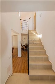 16478750273-bedrooms-house-near-beach-img6521