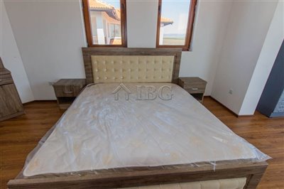 16478750273-bedrooms-house-near-beach-img6539