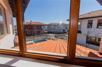 16478750293-bedrooms-house-near-beach-img6549