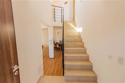 16478750273-bedrooms-house-near-beach-img6517