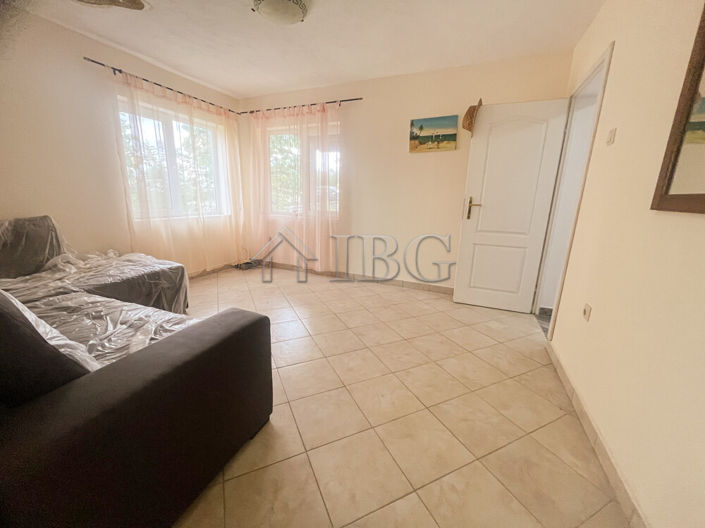 Image No.11-2 Bed House for sale