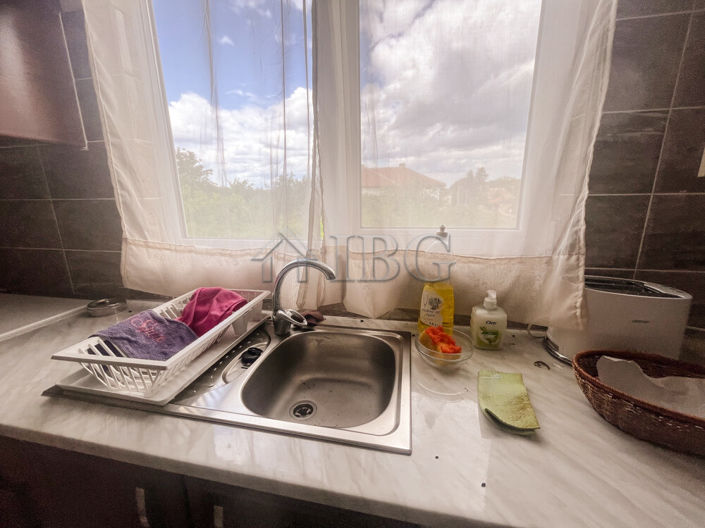 Image No.9-2 Bed House for sale