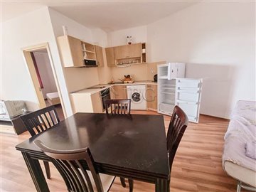 16560572291-bedroom-apartment-golden-sands-8