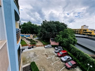 16560572271-bedroom-apartment-golden-sands