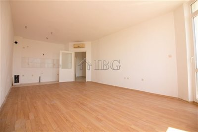 16593461482-bedroom-apartment-sea-view-29