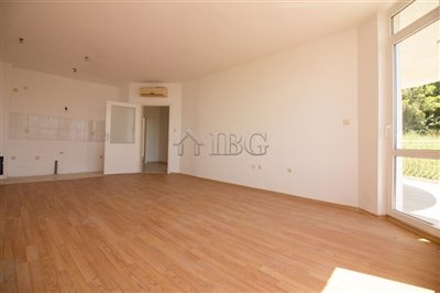 16593461502-bedroom-apartment-sea-view-32