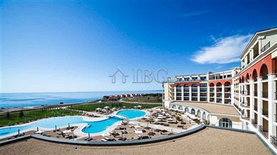 1659440395lighthouse-golf-curses-12