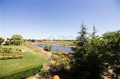 16594350531-bedroom-furnished-apartment-lake-