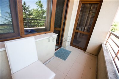 16594350551-bedroom-furnished-apartment-lake-