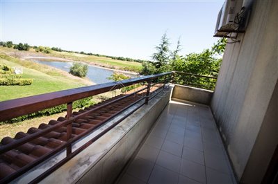 16594350551-bedroom-furnished-apartment-lake-