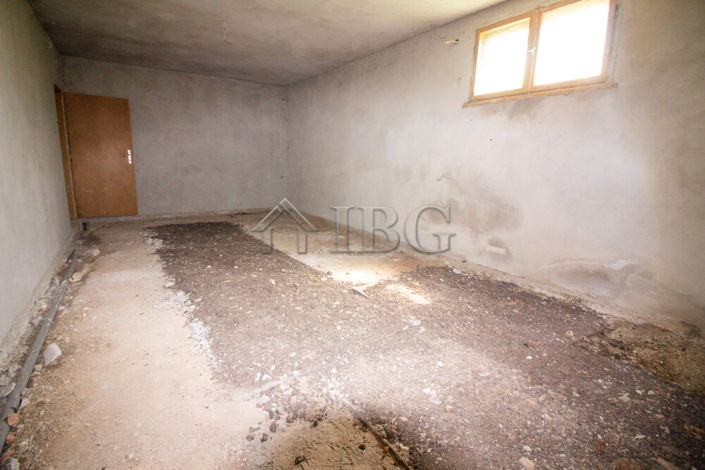 Image No.13-3 Bed House for sale