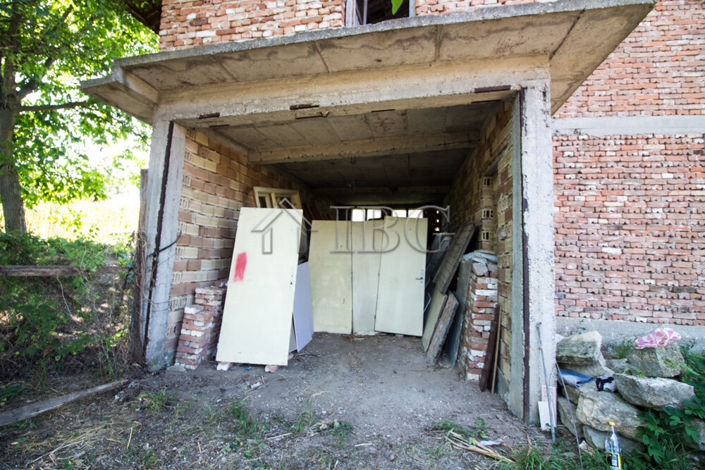 Image No.9-3 Bed House for sale