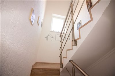 16631592783-bed-renovated-house-with-sea-view