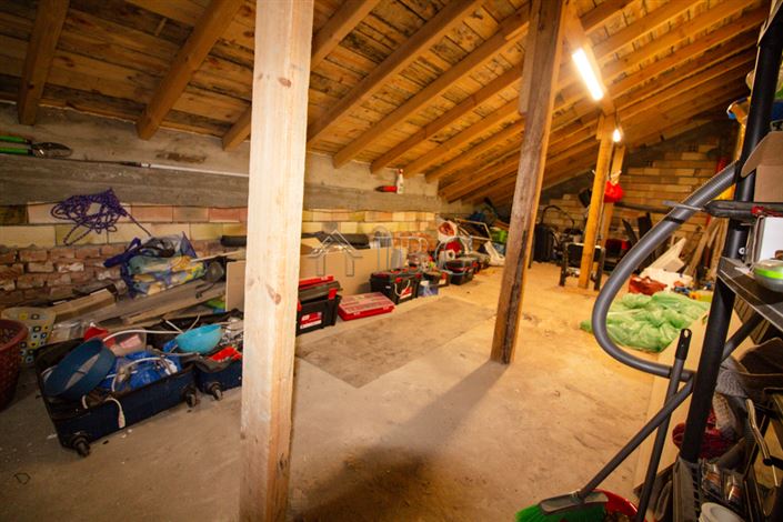 Image No.31-4 Bed House for sale