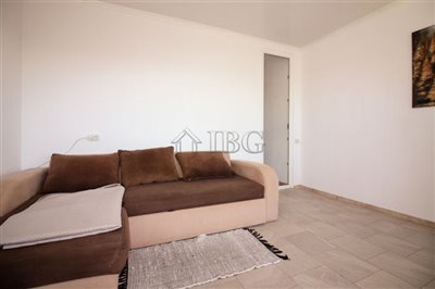 16631592783-bed-renovated-house-with-sea-view