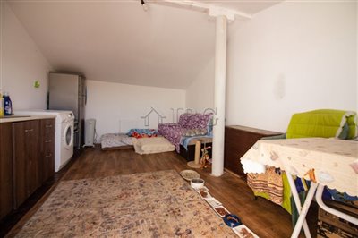 16631592813-bed-renovated-house-with-sea-view