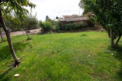 16633387132-bed-renovated-house-near-veliko-t