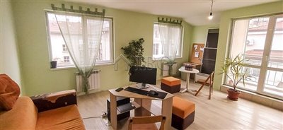 16636550701-bed-renovated-apartment-in-the-to
