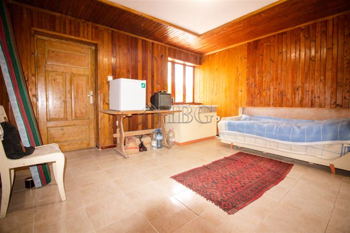 Image No.18-2 Bed House for sale