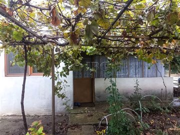 1665149870for-sale-two-houses-30-min-to-the-s