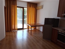 Image No.2-Appartement de 2 chambres à vendre à Varna