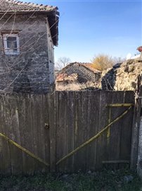 16679879073-bed-house-near-varna-and-the-seac