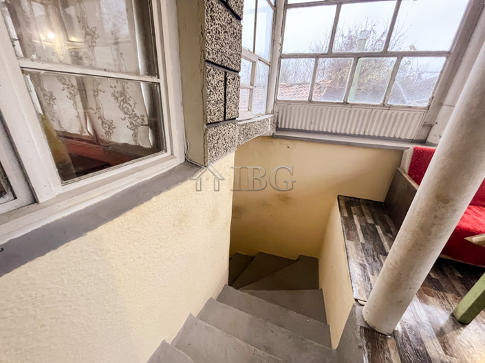 Image No.17-3 Bed House for sale