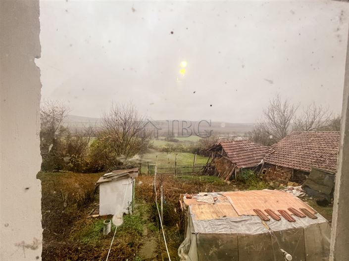 Image No.20-4 Bed House for sale