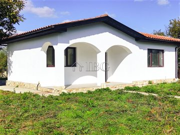 16768886212-bed-house-near-balchik-7