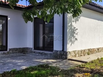 16768886202-bed-house-near-balchik-9