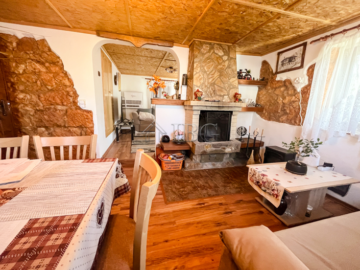 Image No.25-Maison de 7 chambres à vendre à Kubrat