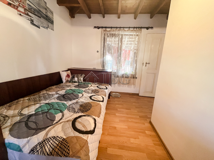 Image No.40-Maison de 7 chambres à vendre à Kubrat