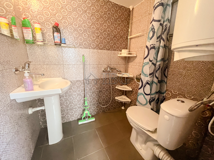 Image No.9-4 Bed House for sale