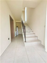 1678358378housewith3bedroomsand4bathrooms12km