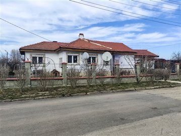 1678796513house-for-sale-near-balchik-golf-cu