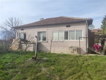 16793063682-bedroom-house-between-balchik-and