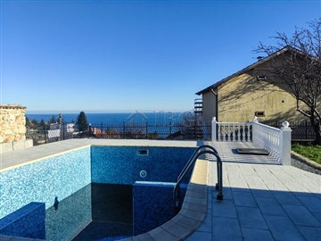 16793150663-bed-house-sea-view-pool-5