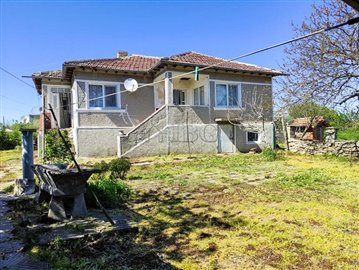 16831073672-bedroom-house-near-the-sea-2