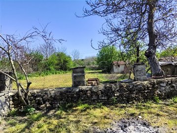 16831073682-bedroom-house-near-the-sea-8