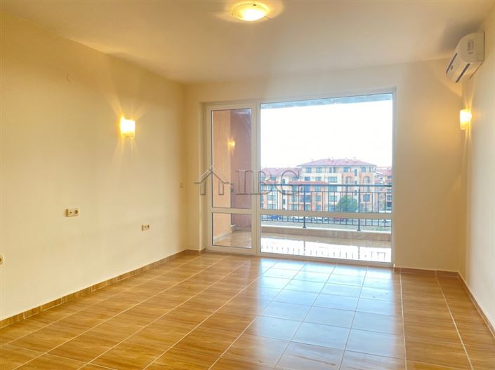 Image No.7-Appartement de 2 chambres à vendre à Sveti Vlas