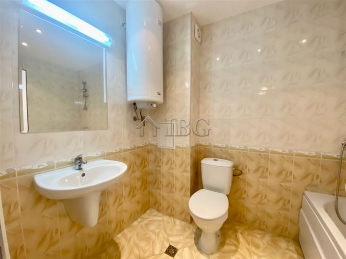 Image No.8-Appartement de 2 chambres à vendre à Sveti Vlas