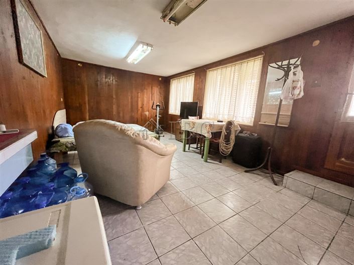 Image No.16-5 Bed House for sale